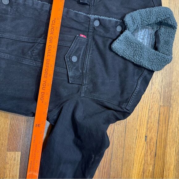 Levi's Men’s Sherpa Trucker Jacket, Black - Picture 5 of 5